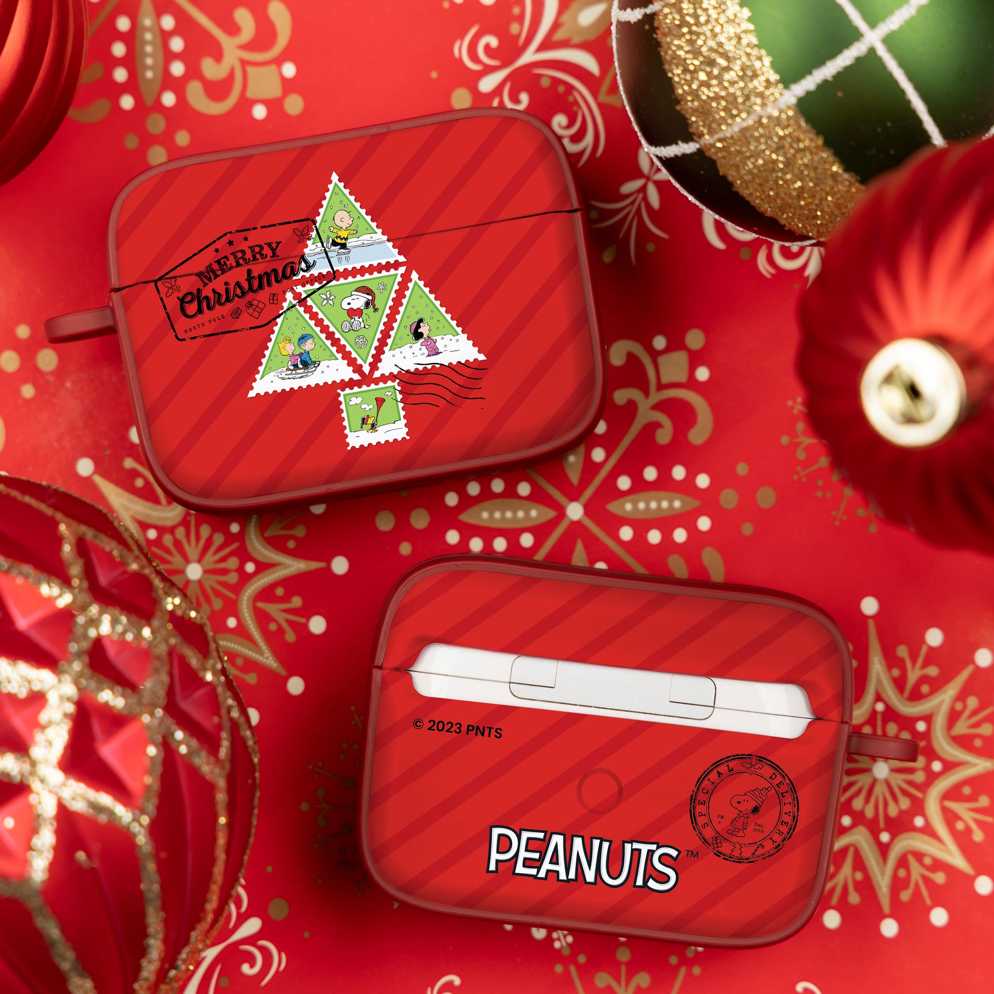 Peanuts Holiday Happiness HDX Apple AirPods Pro 1 & 2 Case Cover